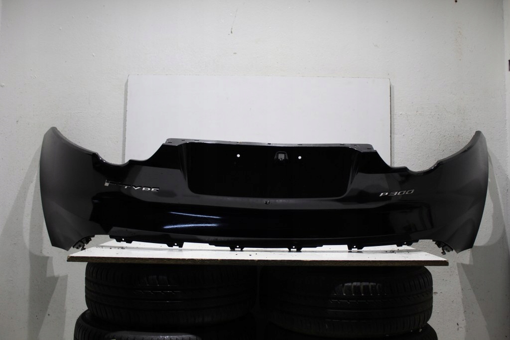 фото №1, Jaguar f-type бампер задняя задний хороший +направляющая