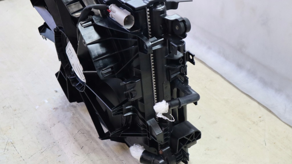 фото №10, Jeep wrangler jl 2.0 t hybrid 4xe 18- pas передний радиатор 68340962ac