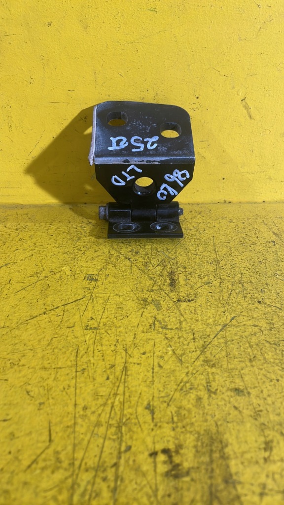 Купити Bmw x3 i - петля двері - лівий задній dół - 3402821