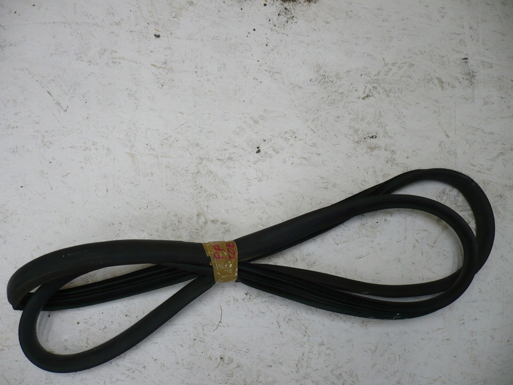 фото №1, Прокладка передняя правая дверь renault zoe