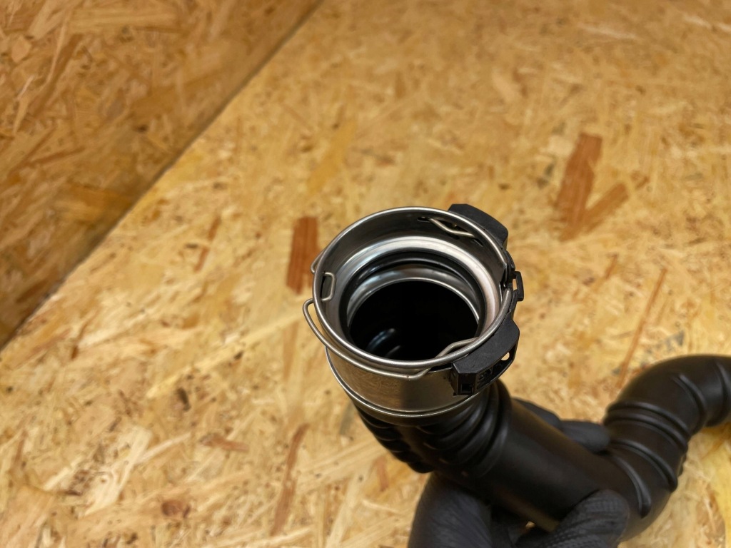 фото №11, Труба шланг воздуха интеркулер renault megane iv 144602443r 2016-