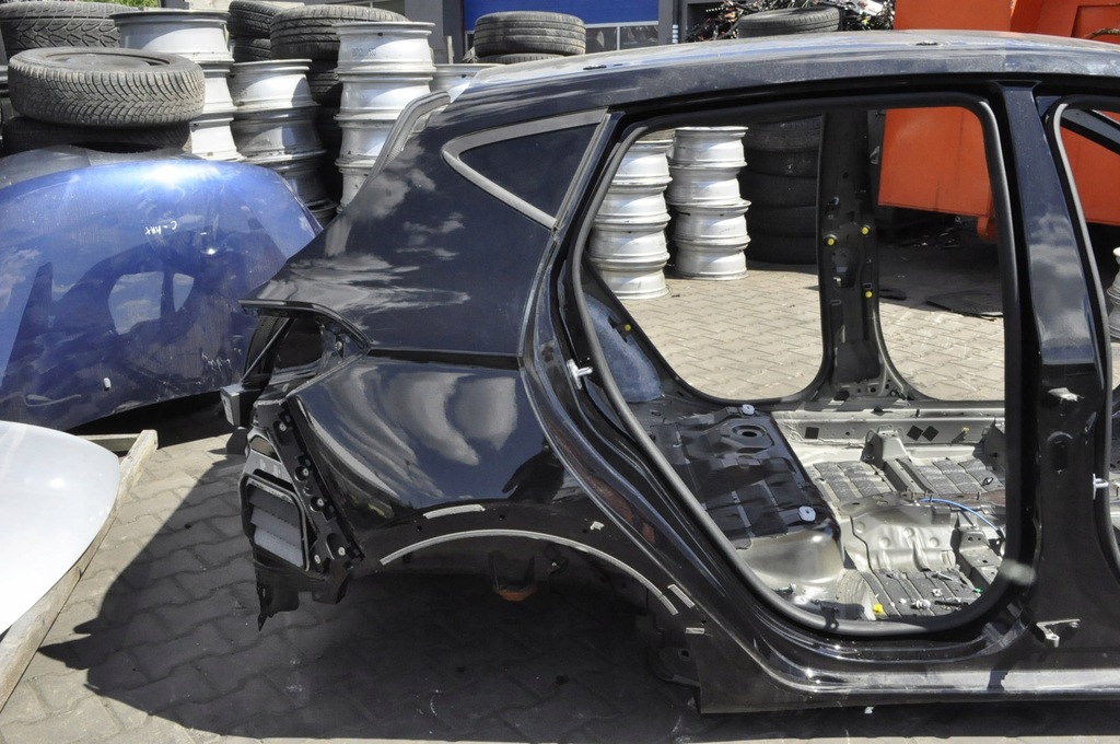 фото №1, Ford fiesta mk8 четверть крыло правый задняя active