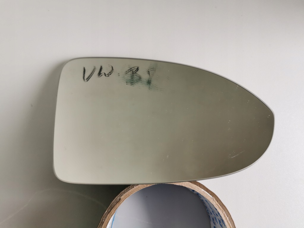 фото №1, Вкладиш дзеркало правий vw passat b8