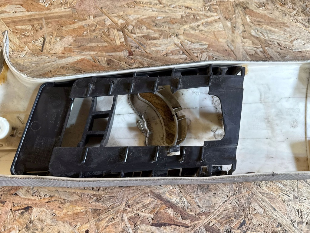 фото №7, Alfa romeo 159 2007 правая сторона защита верхний стойка / b