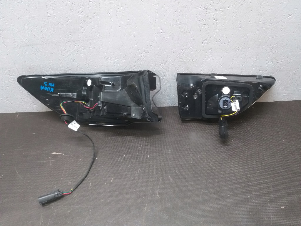 Фара правый  фонари задний  ford kuga mk3 led Оригинал