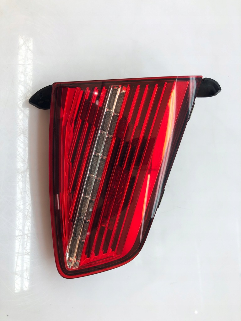 фото №7, Лампа vw passat b8 sedan сторона права