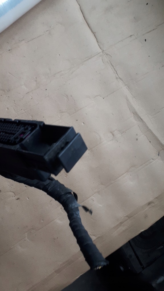 фото №11, A6 c7 4g штекер колодка соединитель насоса тормозной a7