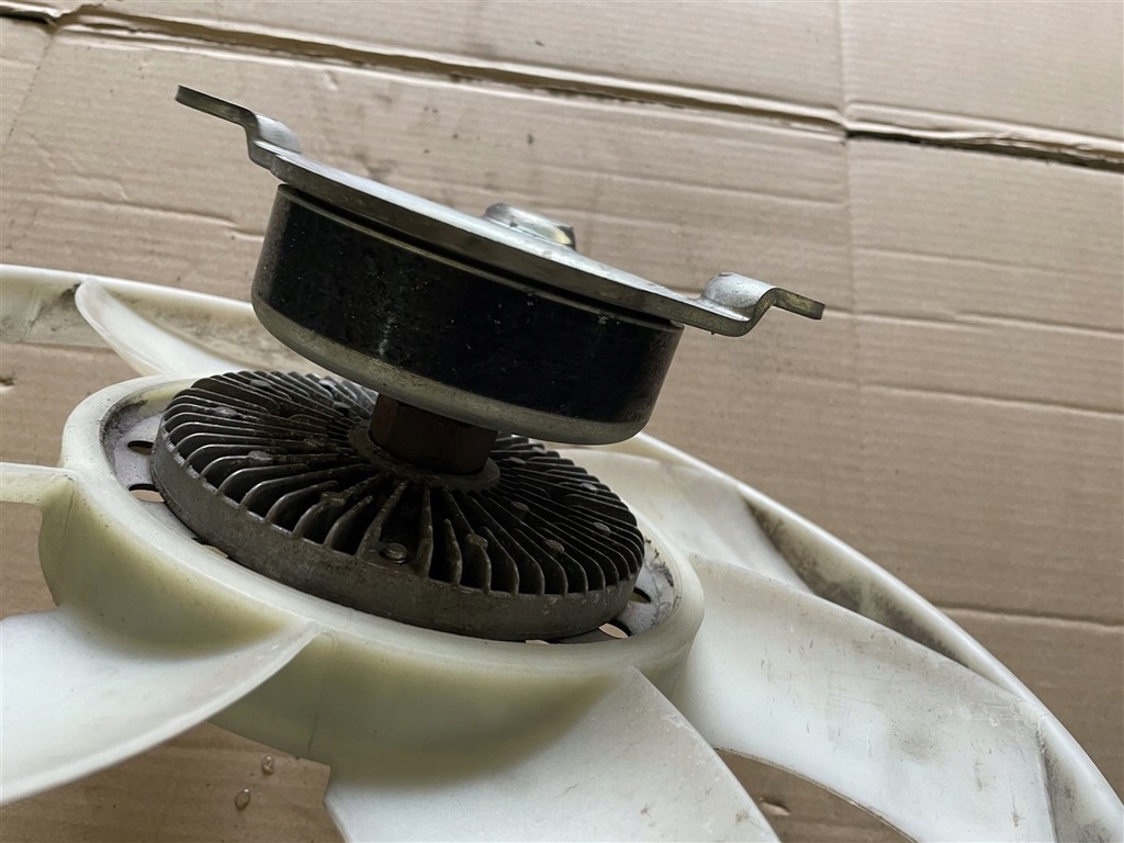 фото №5, Вентилятор радиатора вискомуфта вязкостная муфта rwd привод задняя 2.2 tdci ford transit mk7