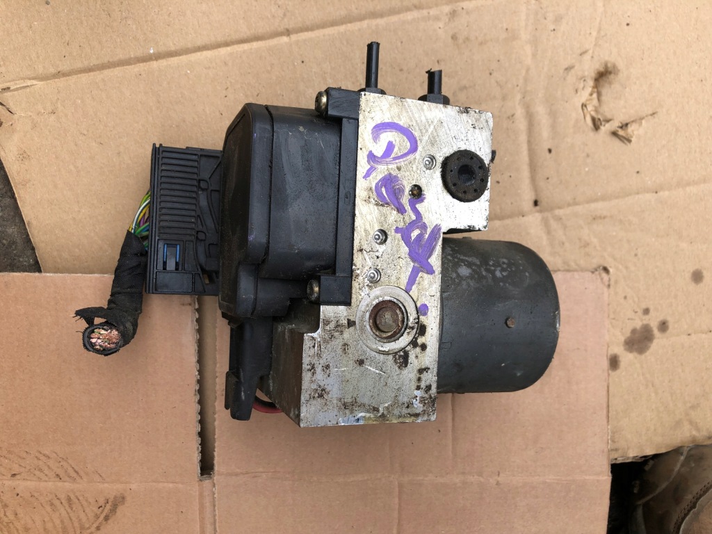 фото №1, Насос abs bosch citroen xsara picasso 04-12 1.6 0265202401