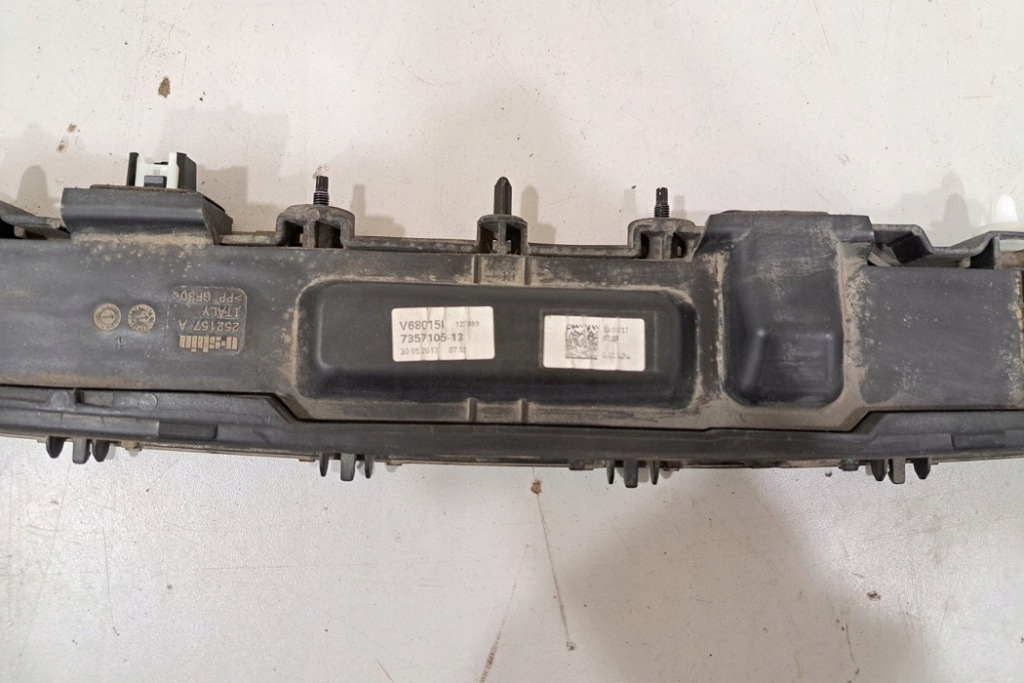 фото №9, Освещение регистрационного bmw 7 g11, g12 7357105 3.0l бензиновый 240kw 2017