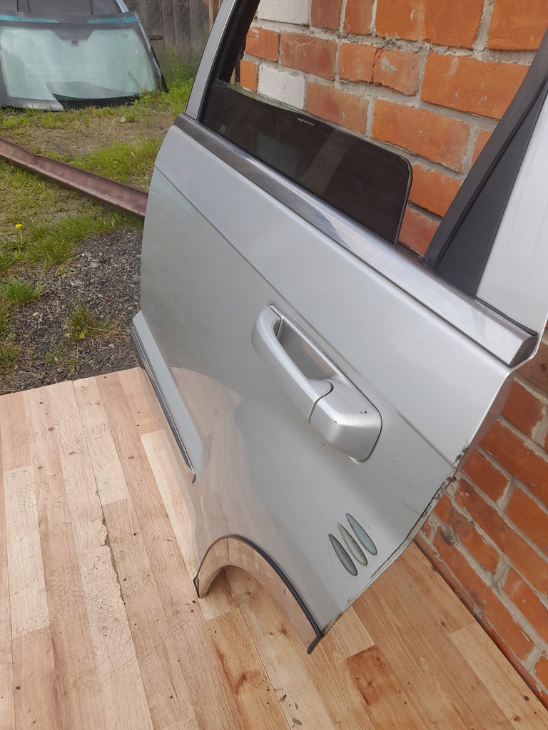 фото №8, Jeep grand cherokee wk 5-10 дверь левый задняя