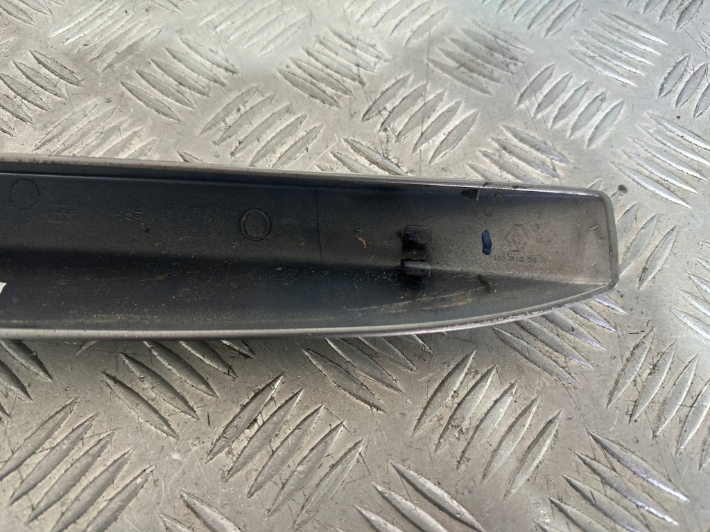 Renault megane 3 заглушка рейлінг правий задні 738861659r Ціна