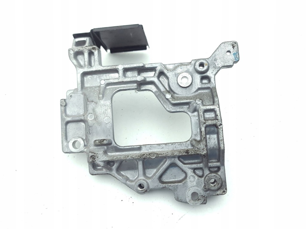 Nissan leaf 2 ze1 2022 кронштейн компрессора кондиционера 210828a066 Недорого