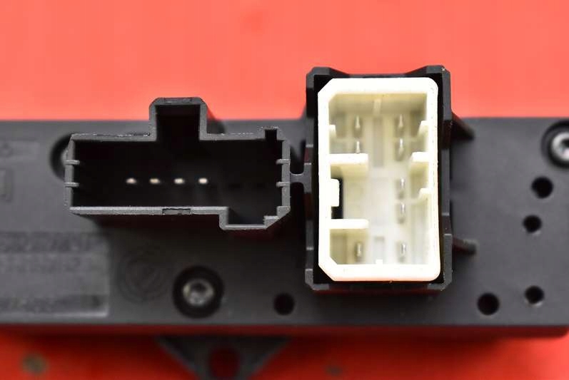 фото №8, Выключатель света аварийных 156067821 alfa romeo 159 05-11