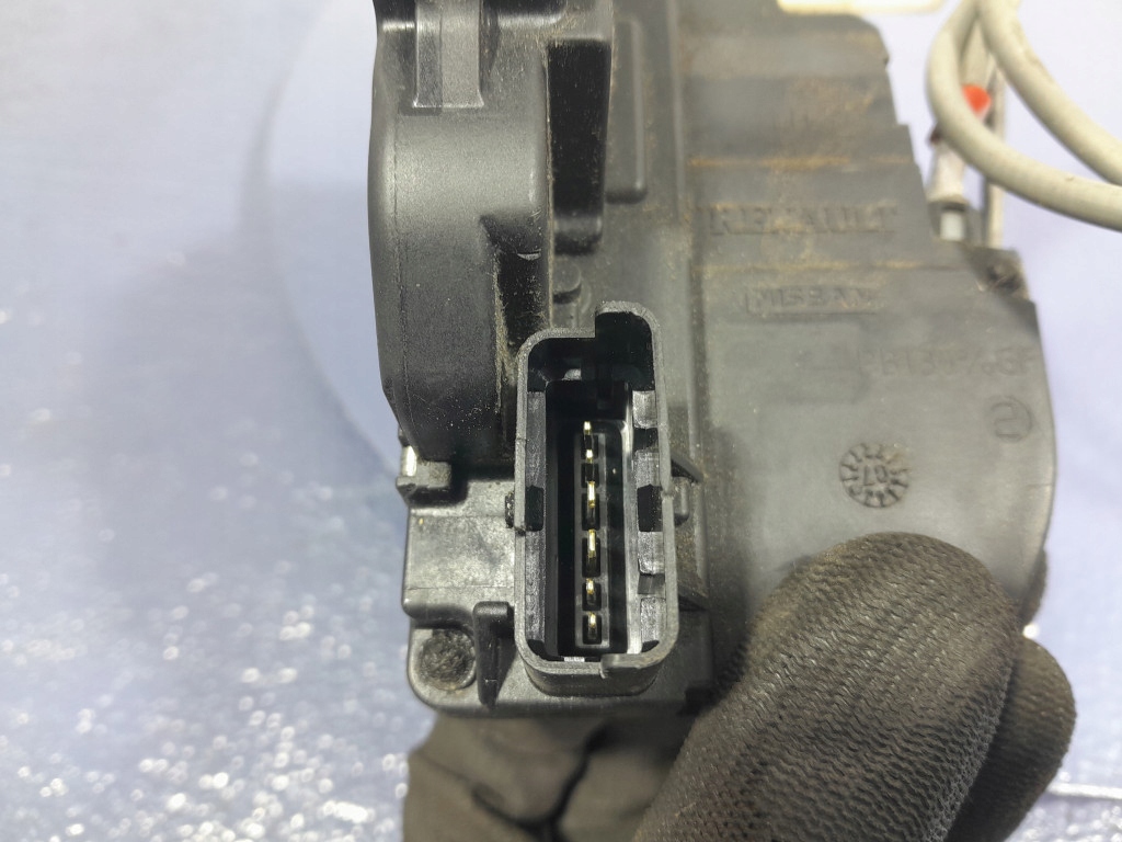 фото №6, Nissan note i e11 замок двері перед передній лівий 6 pin