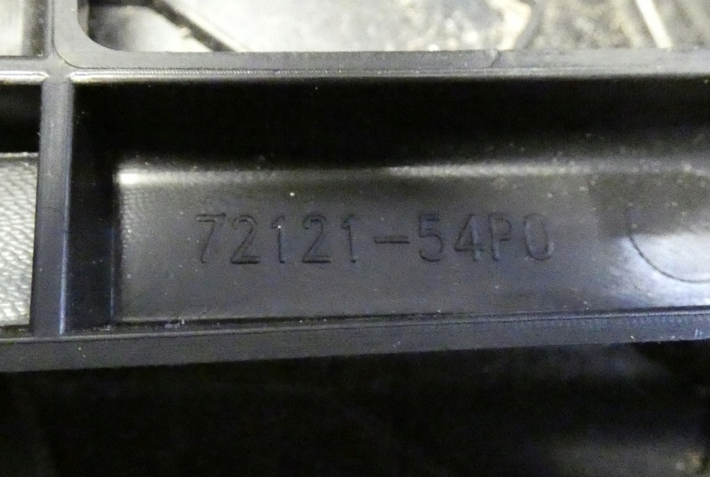 фото №11, Suzuki vitara 3 iii 72121-54p0 2015-2018 решітка радіатора решітка радіатора решітка радіатора