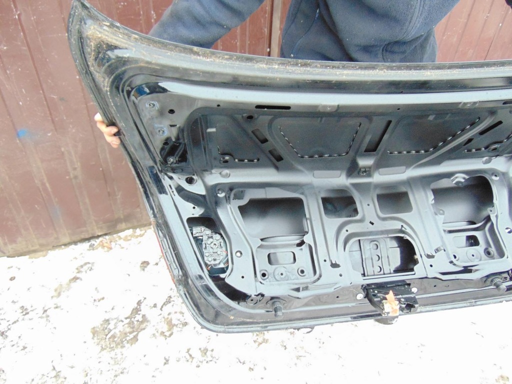 фото №9, Кришка багажника задня задня schwarz 2 688 bmw f10