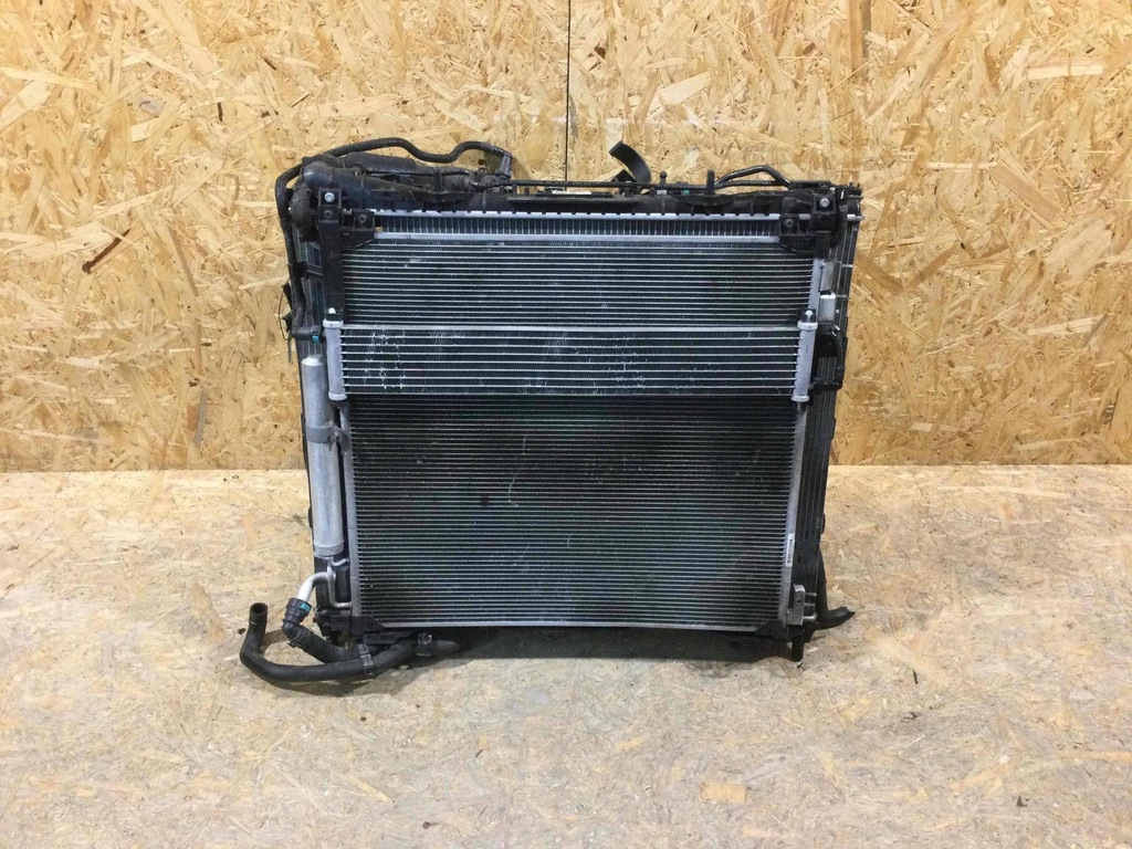 фото №1, Land rover range rover sport l494 pas передний lr048175 cpla-8c607-bh