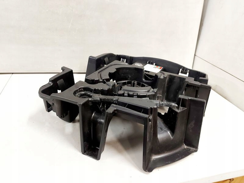 фото №6, Citroen c3 ii ds3 peugeot 208 вкладыш кронштейн колеса запасного помпа