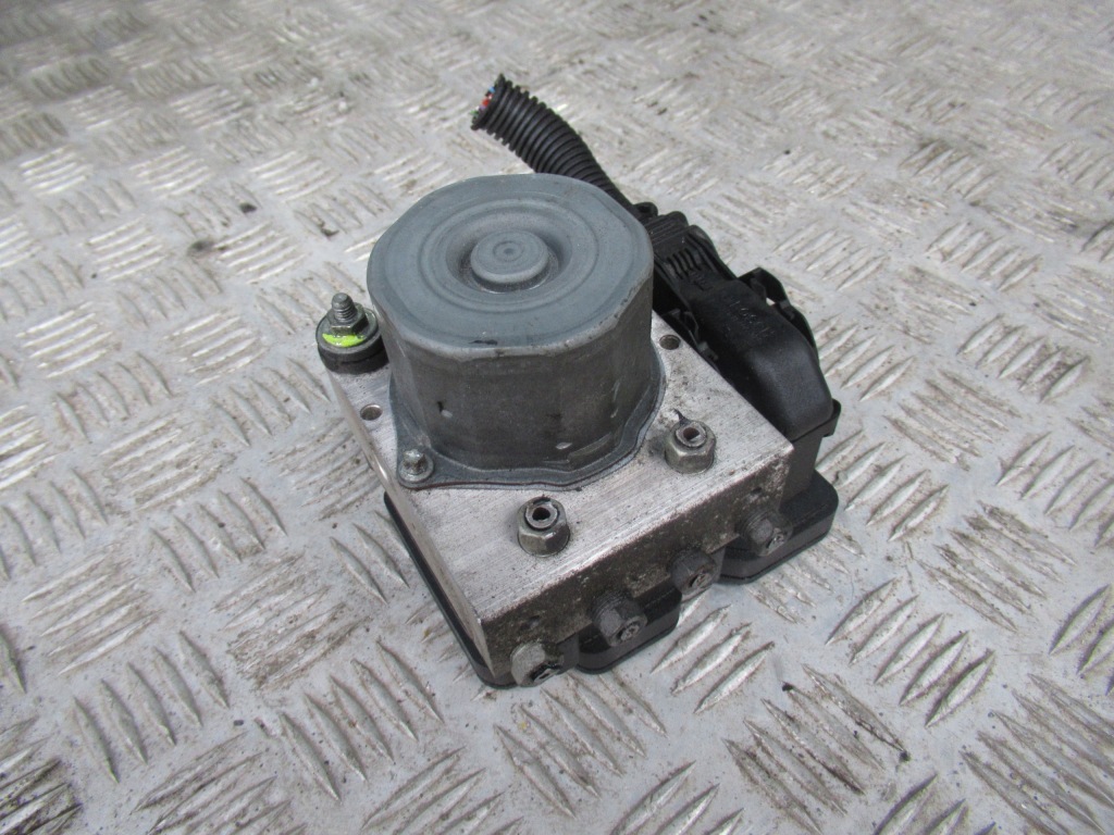 Купить Opel adam s 1.4 turbo насос abs 39002441