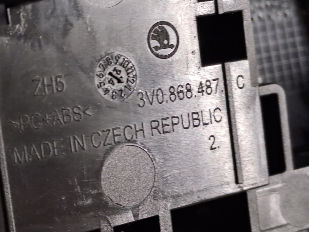 фото №11, Лампа салону освітлення кабіни czarna sos seat arona fr lift 2024r