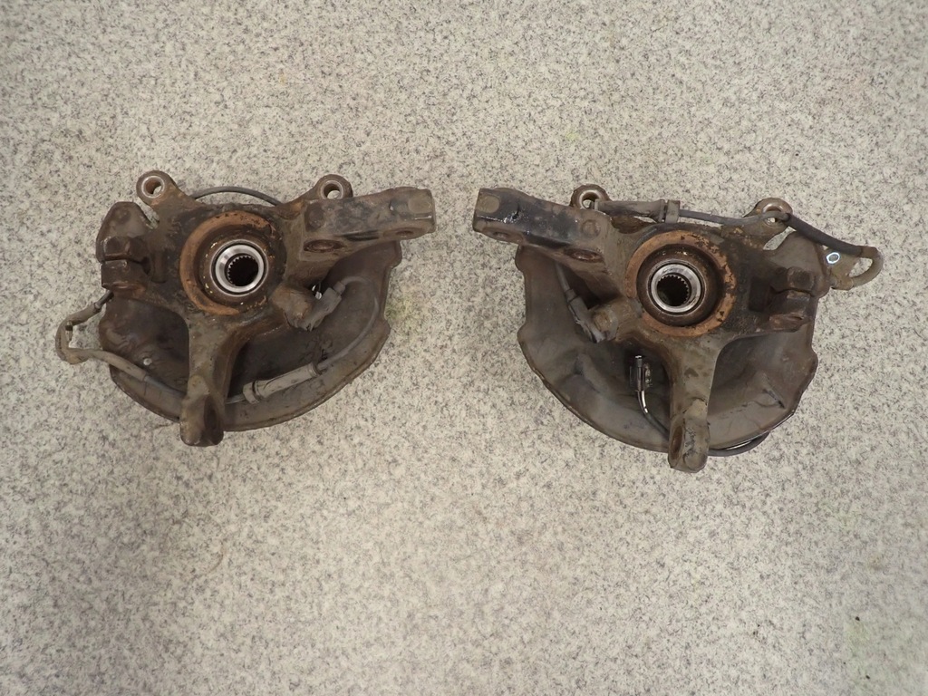 фото №4, Swift mk6 05- поворотний кулак передня права lub ліва