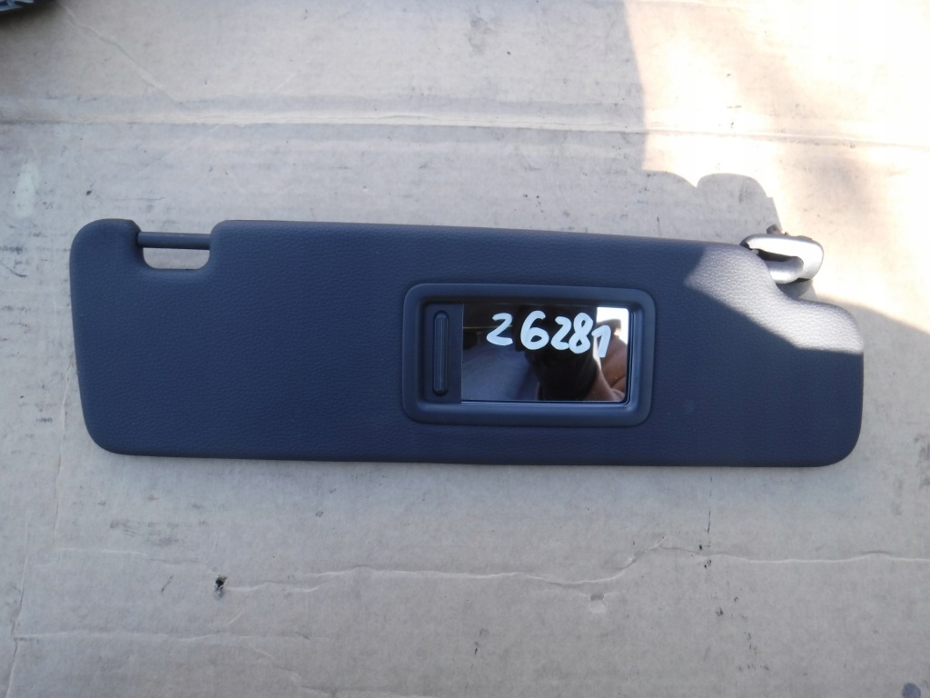 фото №1, Сонцезахисний козирок права audi a4 b7 8e0972763