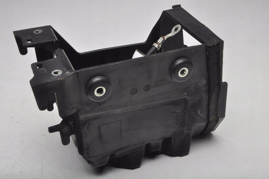 фото №1, Volvo v90 ii корпус аккумулятор 31479621