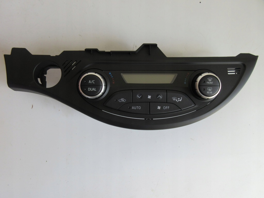 фото №1, Yaris iii 2017 lift панель кондиціонера