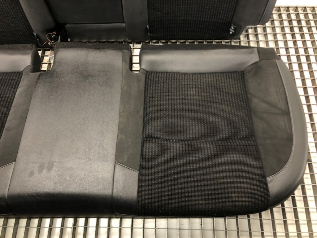 фото №5, Заднє сидіння drugi ряд citroen c4 ii хетчбек сидіння середня