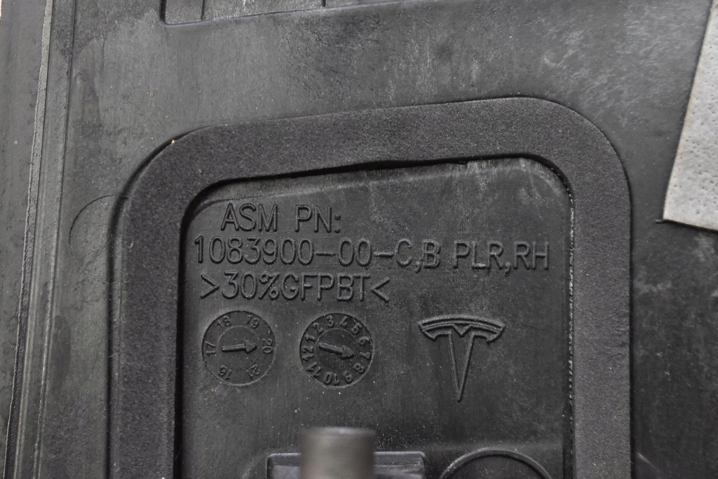 Купити Захист стійка правий перед камера 1092307-00-g tesla model s рестайлінг  16-21