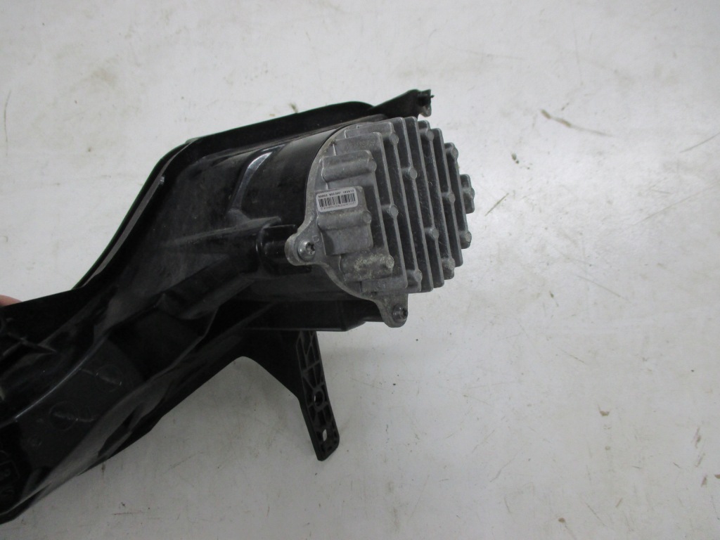 фото №4, Renault talisman лампа правий перед led drl 266009562r