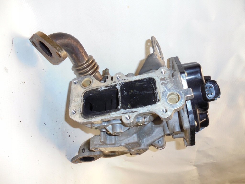 фото №7, Радиатор выхлопных газов клапан egr audi a4 b8 a5 8t lift q5 8r 2.0 tdi 03l131512cd