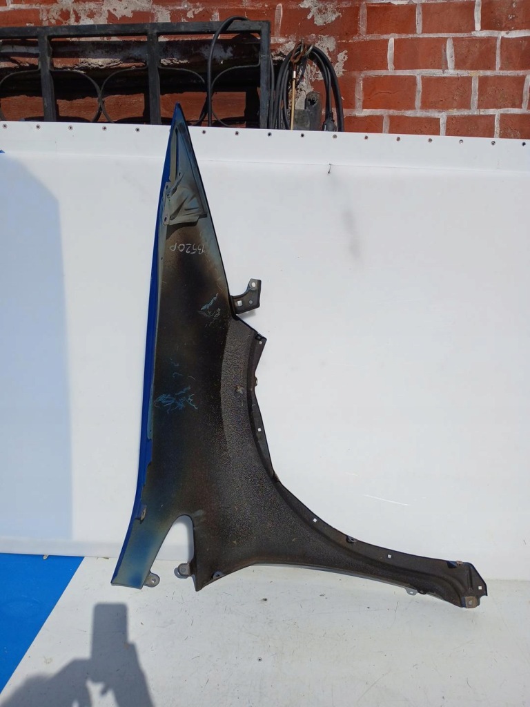 Крыло перед передний левый honda civic viii ufo niebieski b520p оригинальный с Разборки