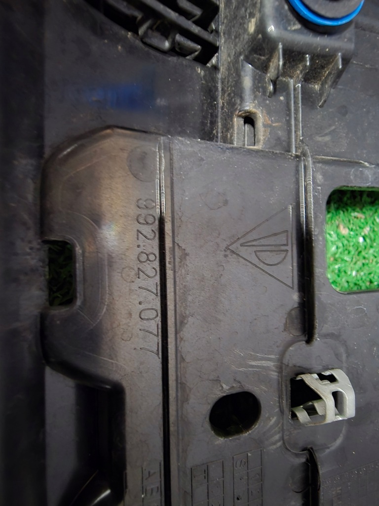 фото №9, Жалюзи решётка впуск крышки задняя porsche 911 992