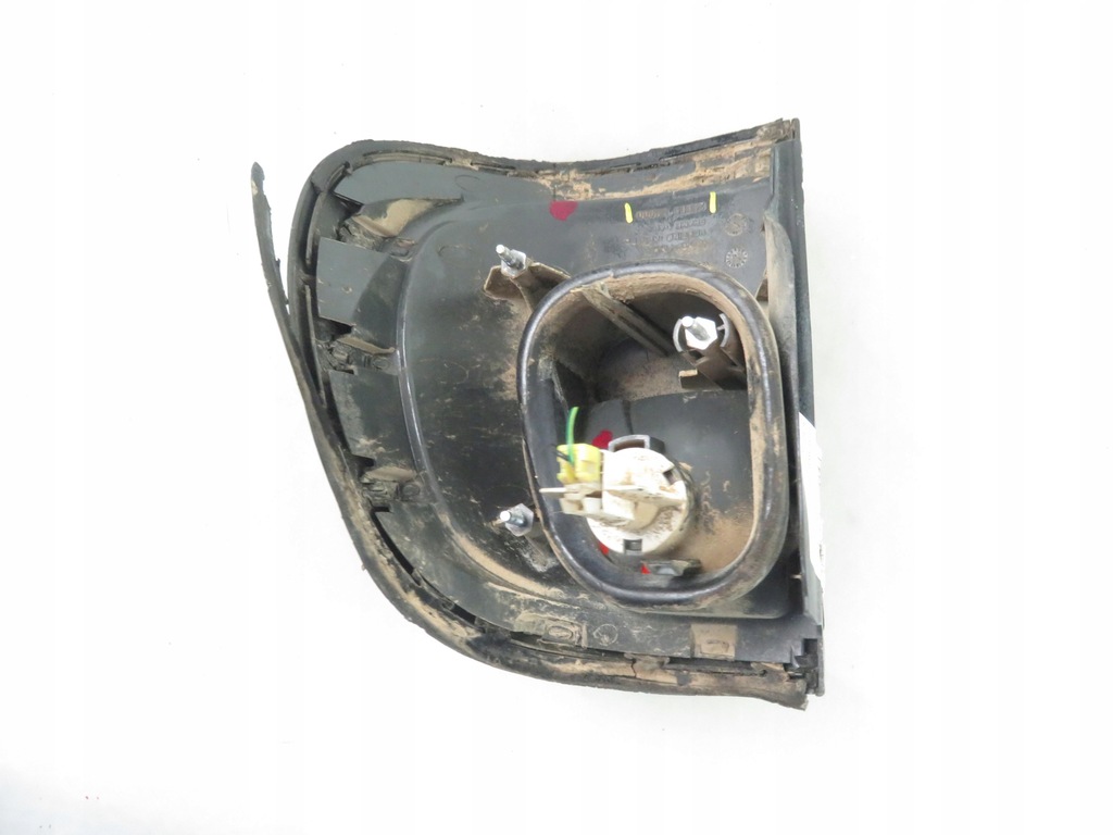 фото №9, Лампа левая задняя nissan terrano ii 268550x000