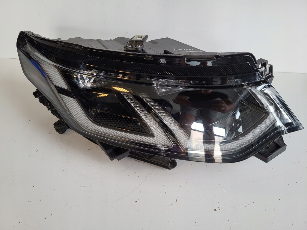 Купить Фара правый  перед full led high discovery sport рестайлинг