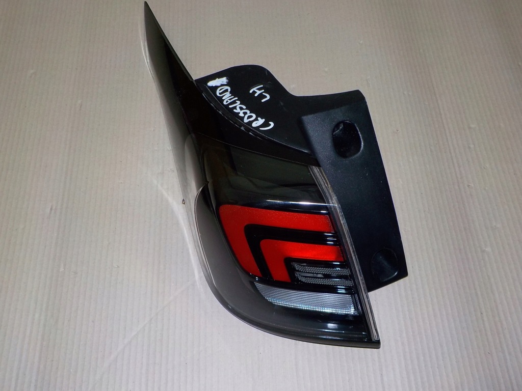 Opel crossland 21- рестайлинг  фара задняя full led rh/lh в Украине