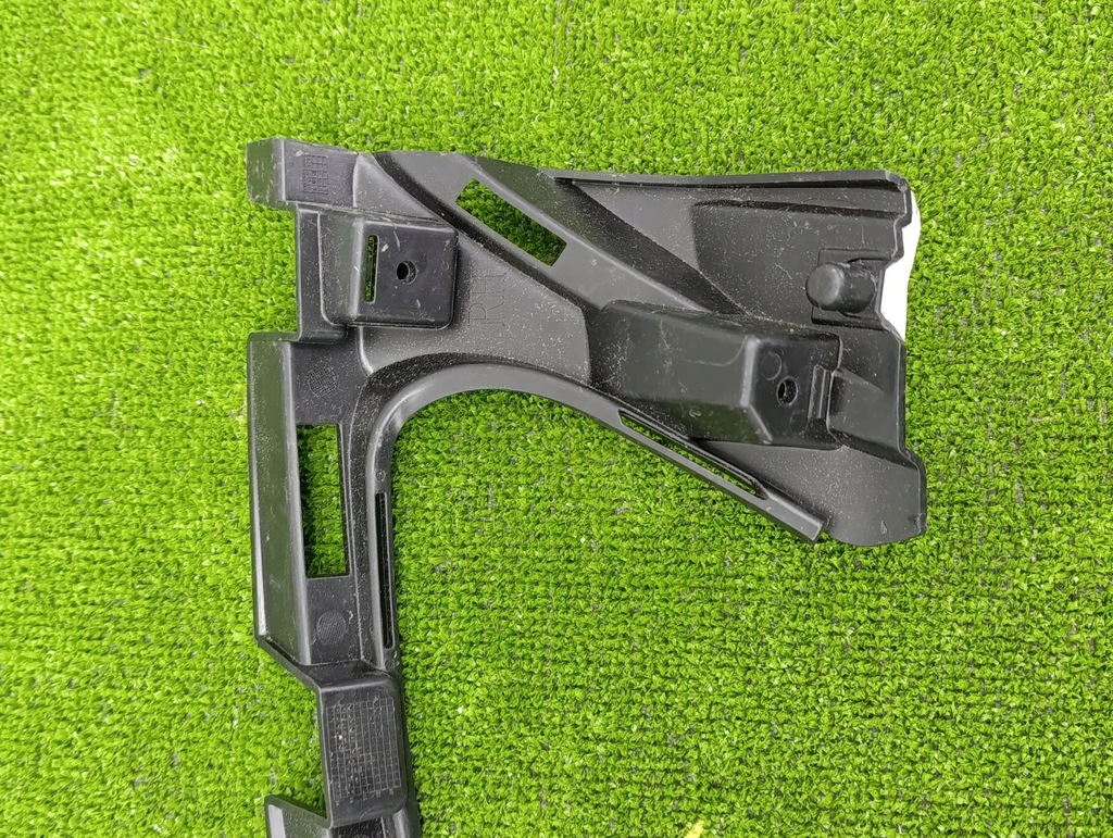 фото №7, Volvo xc40 кронштейн кронштейн вихлоп наконечники правий