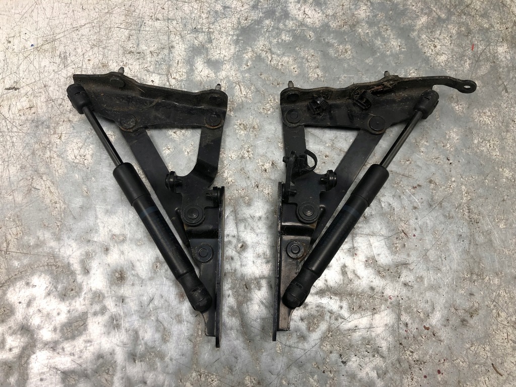 фото №2, Петля петли крышки mazda rx8 rx-8