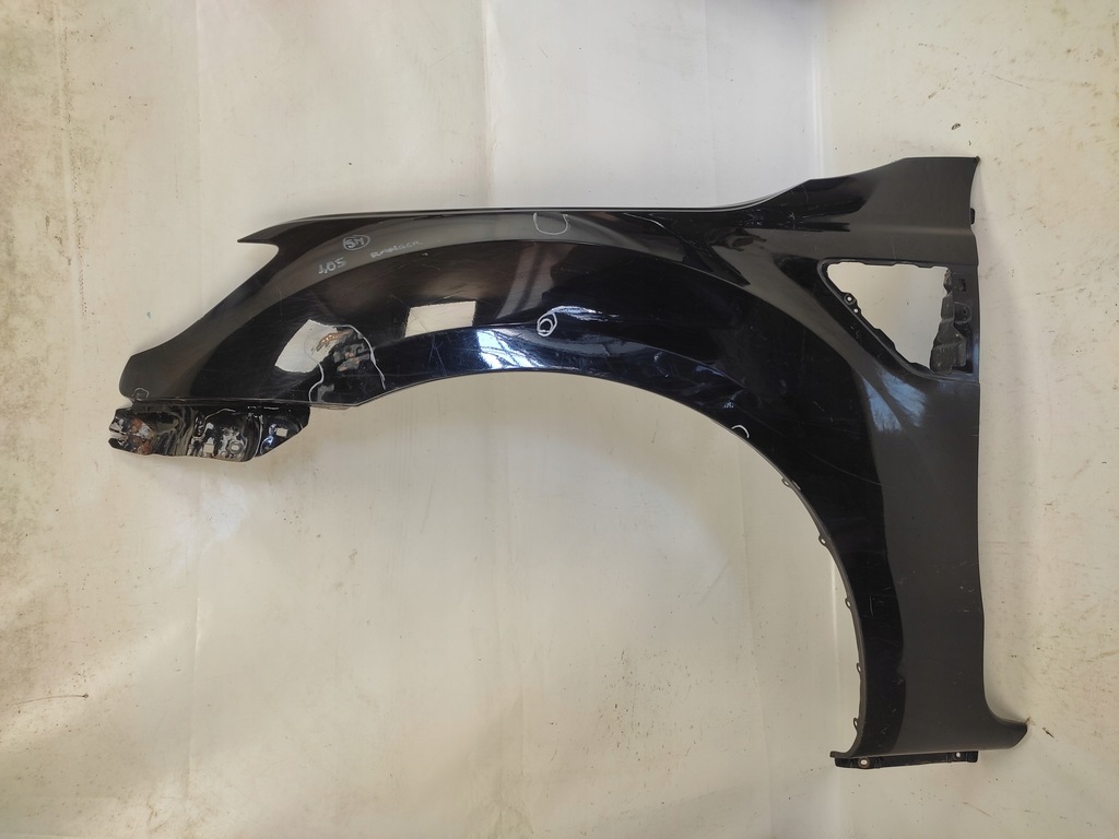 фото №1, Ford ranger v крыло левый передний перед 2010-2015