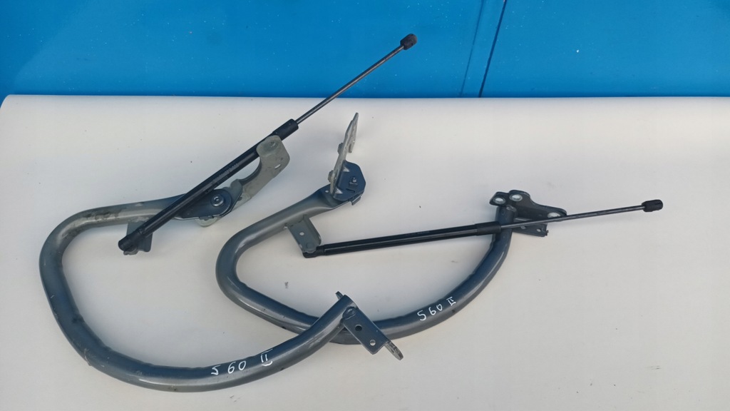 фото №1, Volvo s60 ii lift петлі задній кришки 2szt