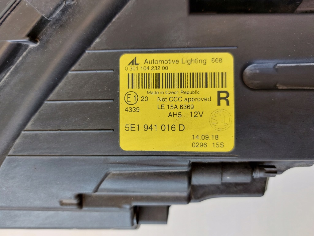 фото №6, Skoda octavia iii lift 5e1 лампа правая 5e1941016 d