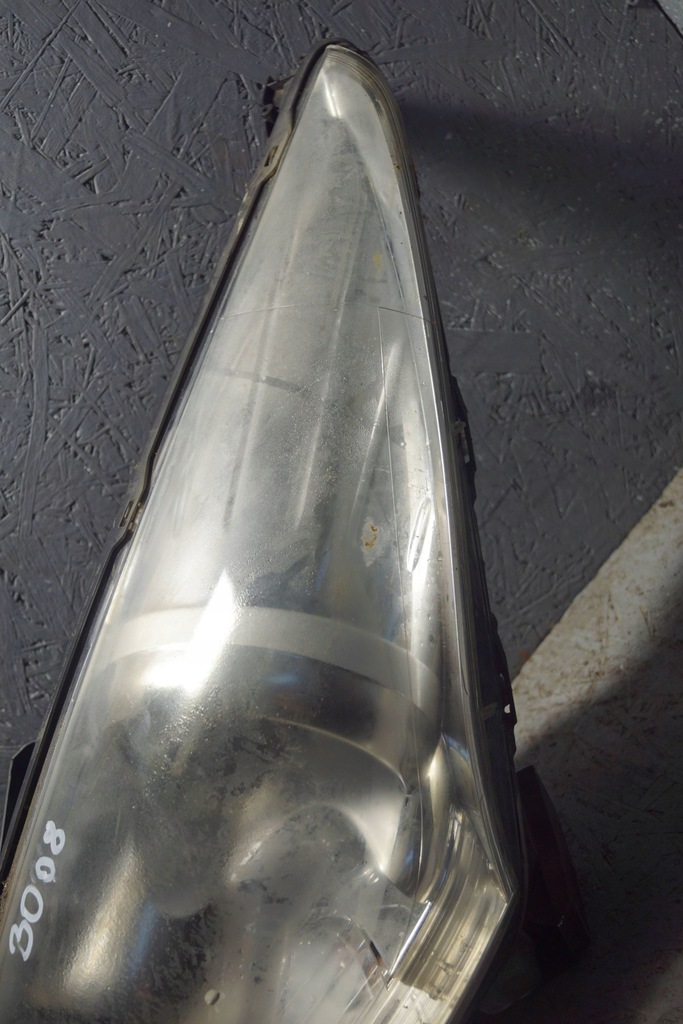 фото №7, Peugeot 3008 лампа левый перед s1664