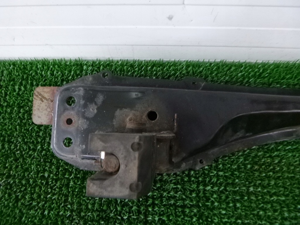 фото №4, Corolla e12 04-09 балка pod двигатель кронштейн подушка