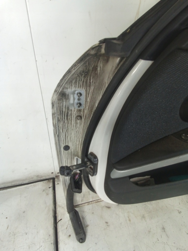 фото №11, K905 дверь правый перед bmw e90 lift alpinweiss 3