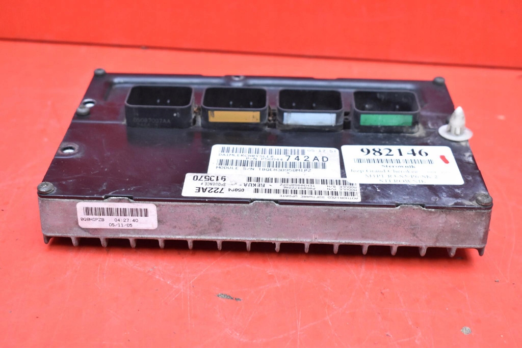 фото №5, Блок управления двигателя p56044742ad jeep grand cherokee iii wk 3.7 v6 210km 04-10