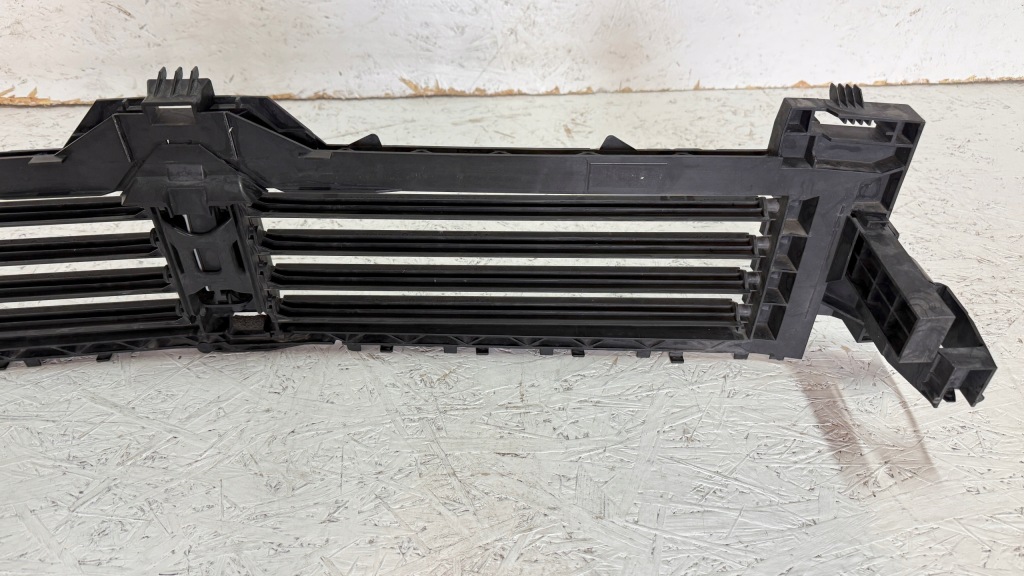 Mercedes a-klasa w177 шторка жалюзи руль воздуха a1778850003 с Разборки