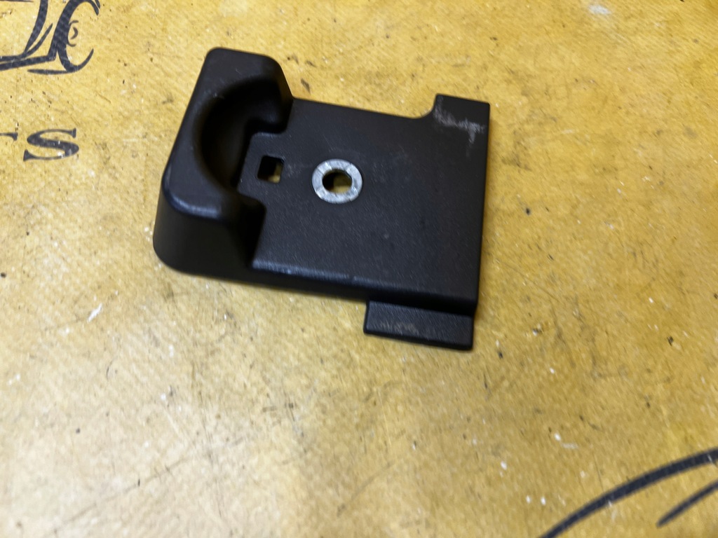 фото №1, Кронштейн кронштейн підлога багажника правий mercedes gls x166 коричневий