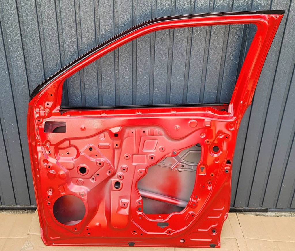 фото №11, Toyota yaris cross дверь перед передние правое fv